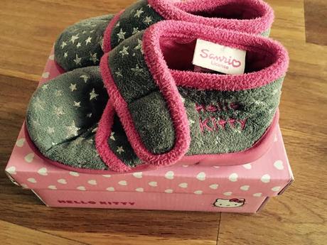 Papucky hello kitty, deichmann,25