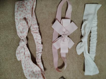 Čelenky 3ks, top stav, vel.80-86, h&m,80