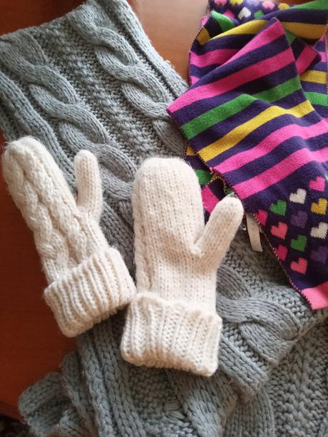 Rozprávkové šály a rukavice., 134