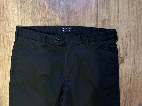 Minimálne nosene chino nohavice 33-34 pc 90 eur, asics,m