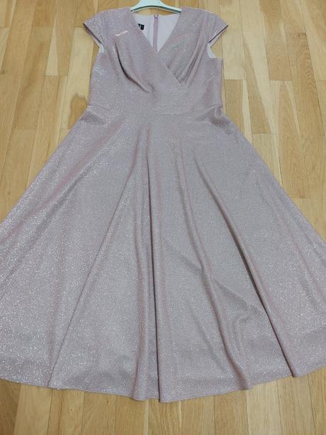 Šaty jsa veľkosť 40, 40