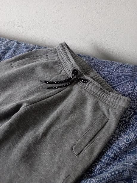 Chlapčenské tepláky, takko,152