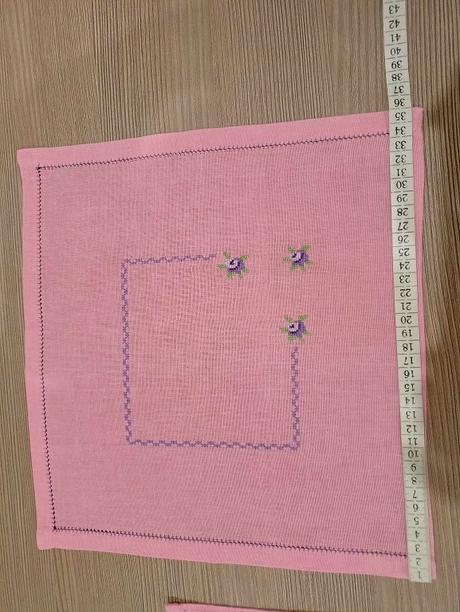 Dečky s výšivkou, cena spolu,