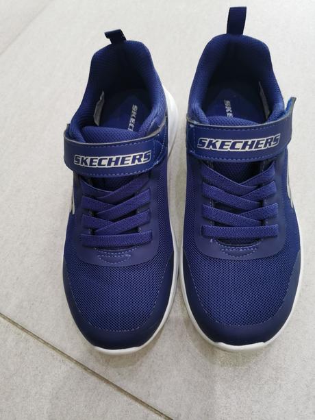 Predam tenisky, skechers,35