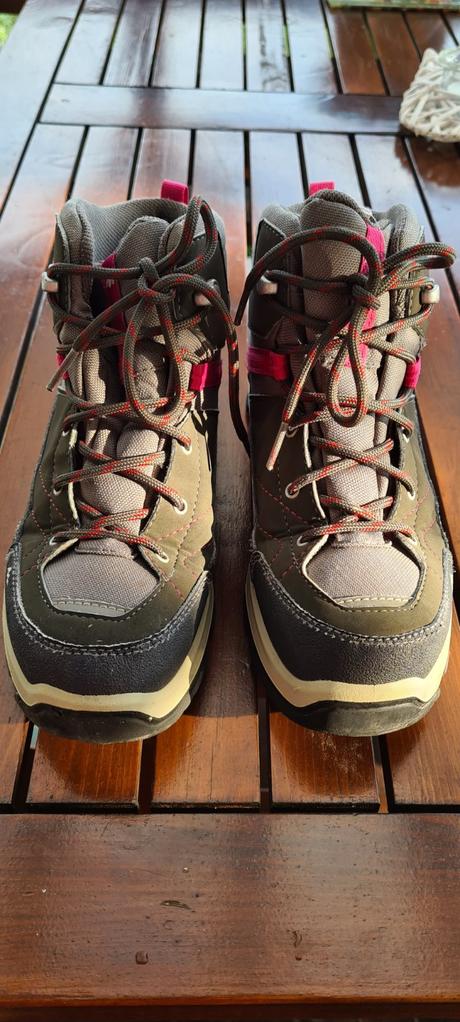 Turistické topánky, 37