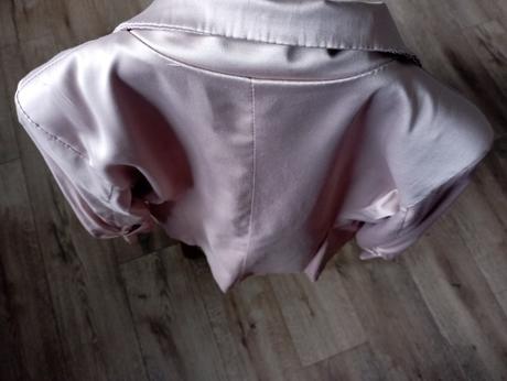 Krásne metalické sako, s