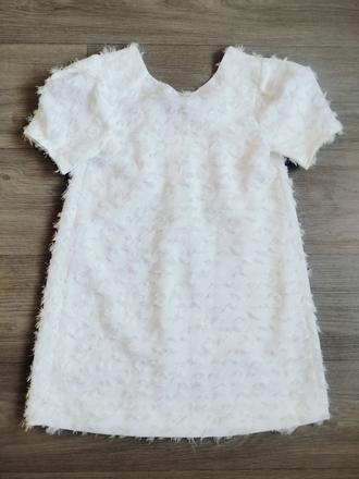 Extravagantné slávnostné šatočky, zara,140