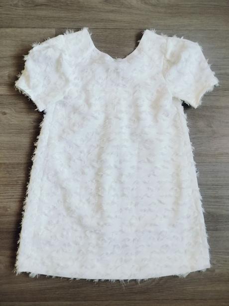 Extravagantné slávnostné šatočky, zara,140