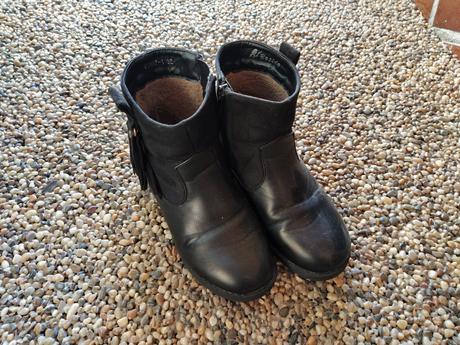 Prechodné čižmy, 32