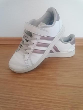 Dievčenské adidas tenisky veľ. 34, adidas,34