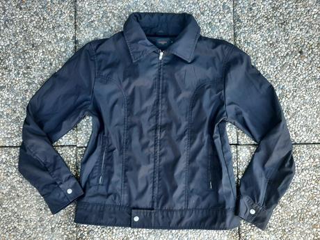 Zľava. čierna bunda camera man velk. m., m