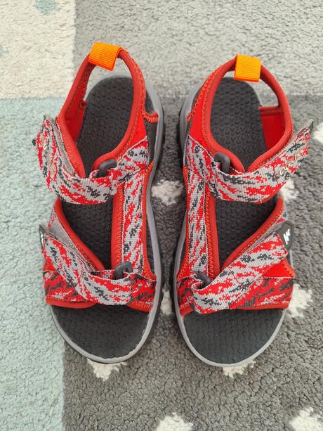 Turisticke sandalky 31- mam 2 ks, quechua,31