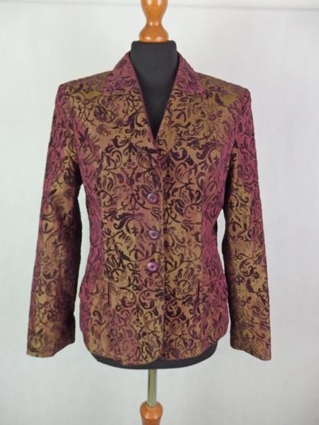 Kvalitný elegantný blejzer, s