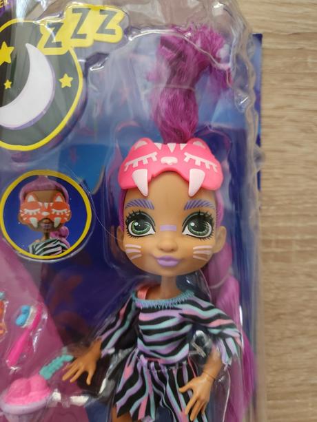 Nová bábika zn. mattel cave club s doplnkami, 