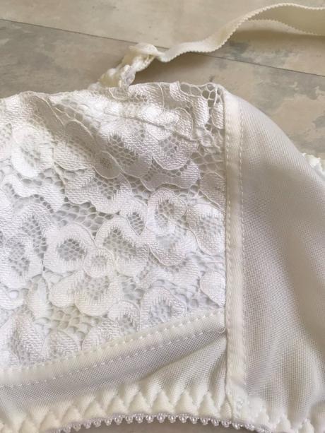 Kvalitná podprsenka, clematis,100d