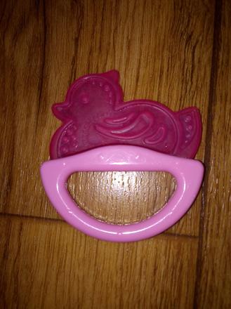 Hryzatko a hrkalka zaroven kačička,