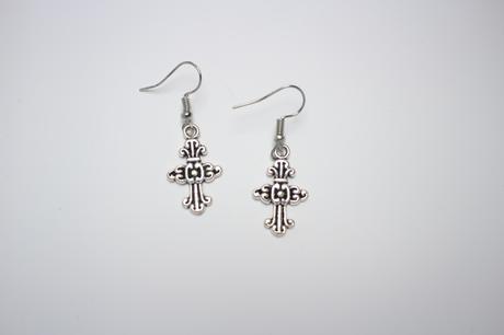 Dámske visage krížikové y2k rock náušnice,