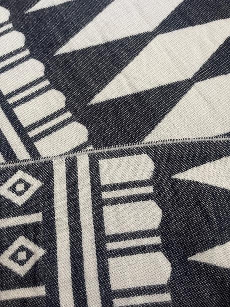 Veľký teplý šál, f&f