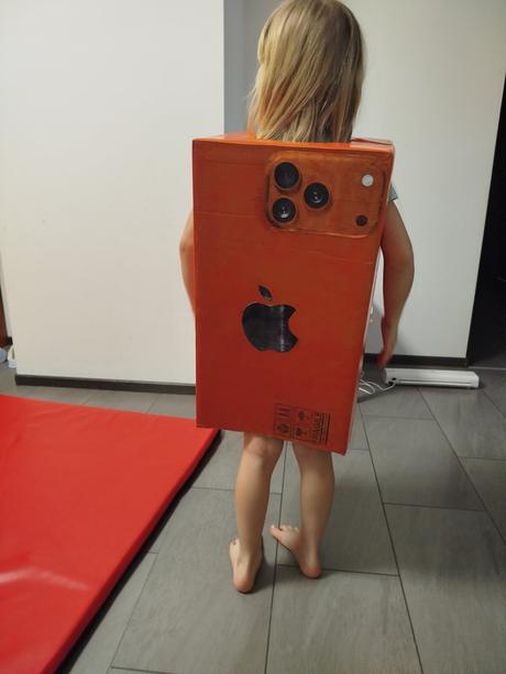 Predám karnevalový kostým, 