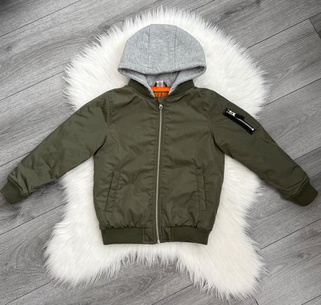 Bomber prechodná bunda v. 122, takko,122