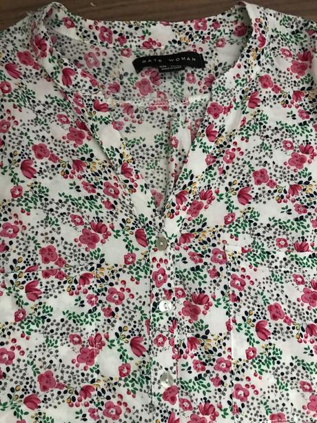 Krásna viskozova kvetovana blúzka, gate,m