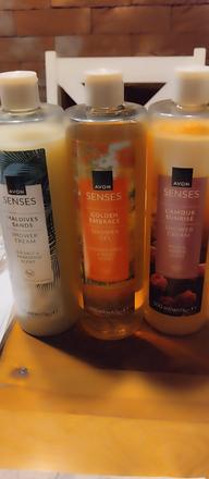 Avon sprchové gély, 