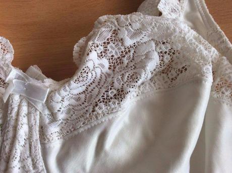 Podprsenka naturana 85d, naturana,85d