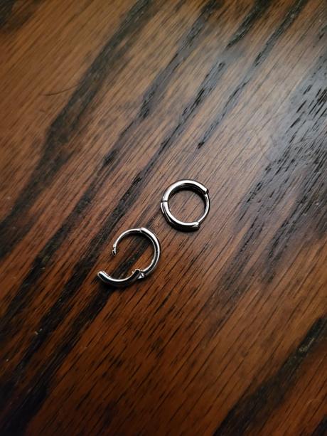 Strieborné piercingové náušnice, 