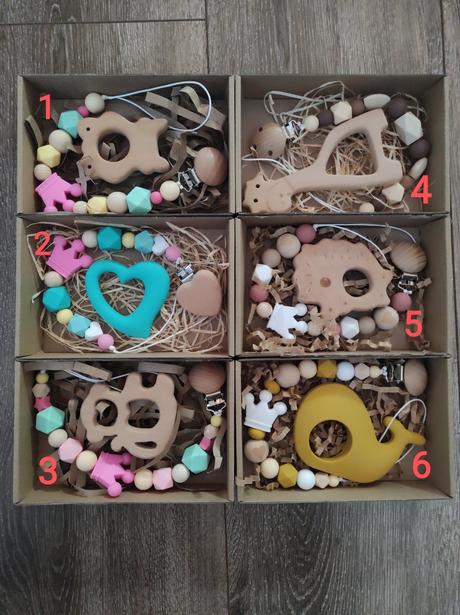 Retiazka na cumlik s hryzatkom v krabicke, 