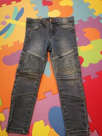 Dievcenske rifle, reserved,104