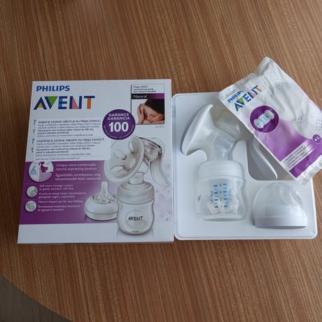 Avent ručná odsávačka,