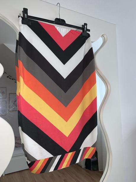 Letná ceruzkova sukňa, bebe,34 - xs