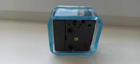 Retro budík quartz,