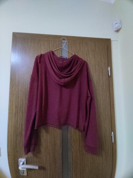 Trendy bordova mikinka na zips, m