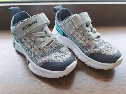 Bežecké tenisky, 25