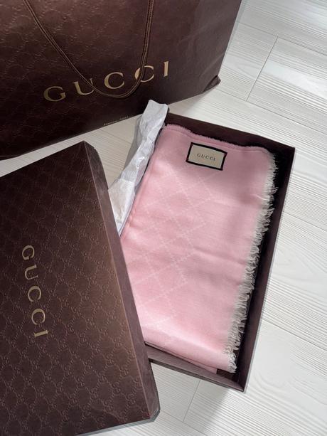 Gucci - hodvábny šál, 