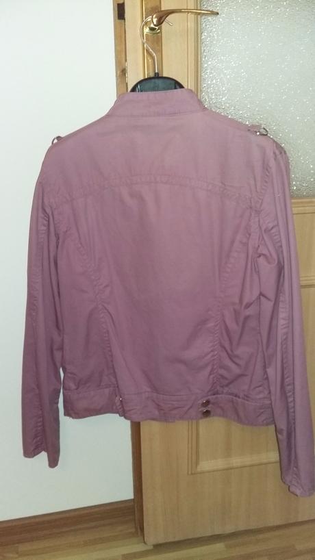 Bundička tenká, 36