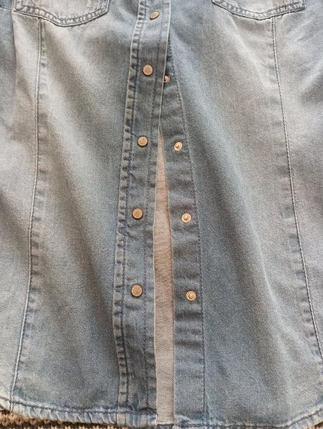 Riflová košeľa, 42