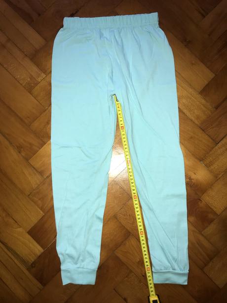 Dievčenské pyžamo s mačičkami, 146