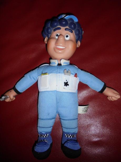 Automechanik boris  z rozpravky  roary, 