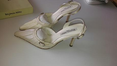 Biele satenove lodicky benjamin adams 35, 35