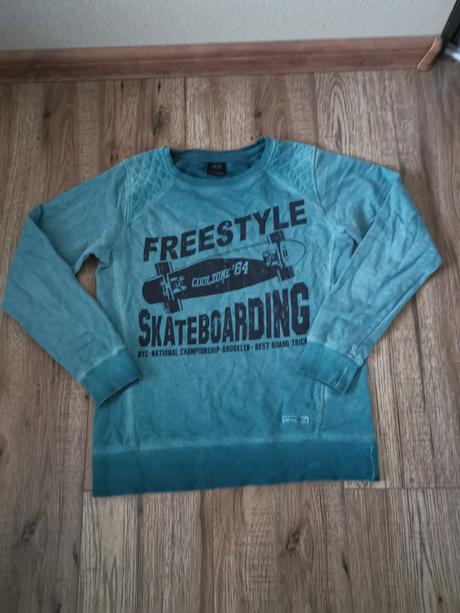 Mikina, chapter young,152