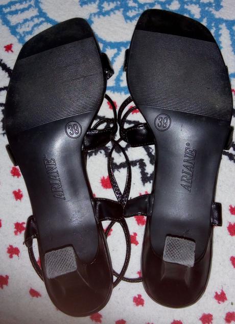 Sandálky 1x použité, 39