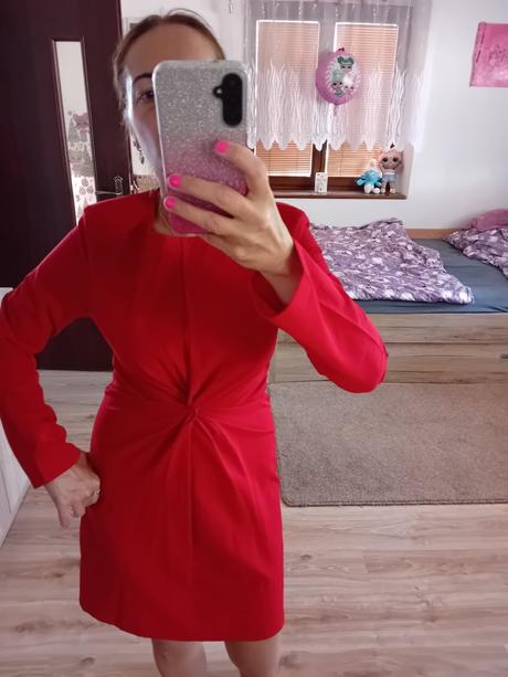 Červené šaty, sinsay,m