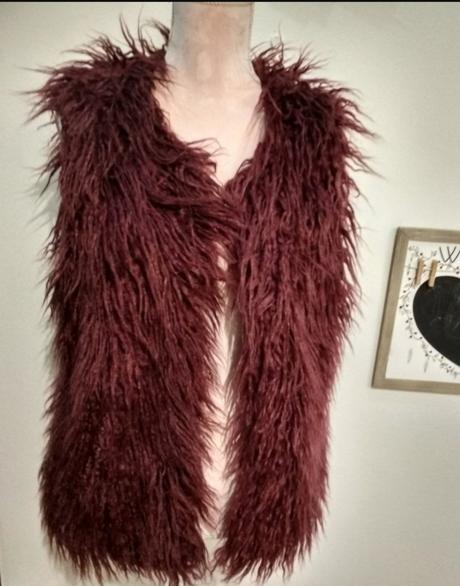 Kožušinova vesta, new yorker,36