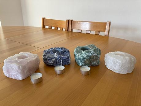 Svietniky z minerálov, 