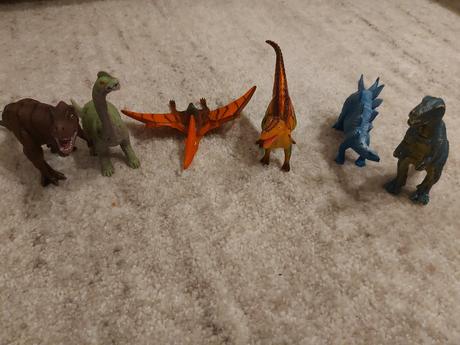 Dinosaury - cena za kus, 