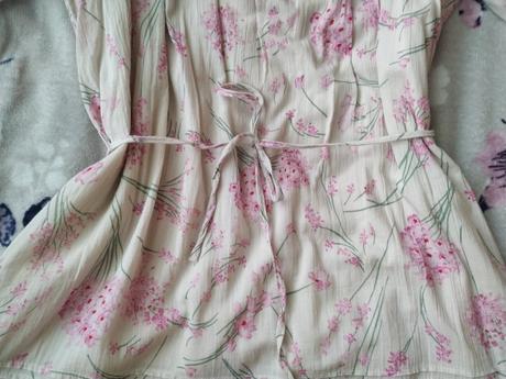 Krásne kvetinové šaty zn.reserved, reserved,38