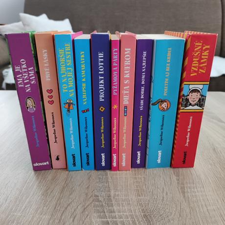 Knihy mix jacqueline wilsonová,