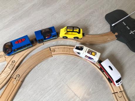 Drevená ikea vlaková dráha, 